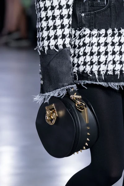 Look 39